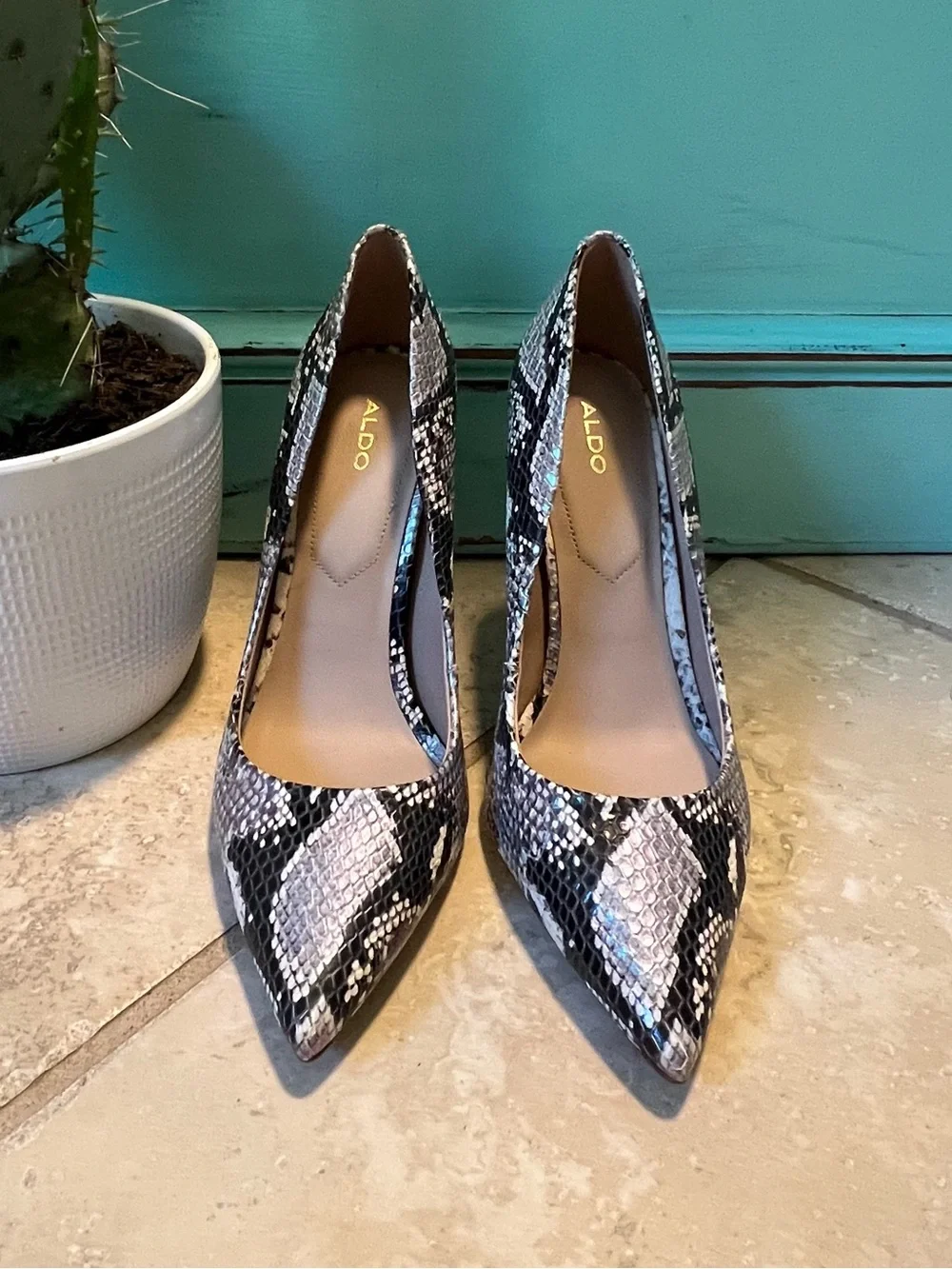 Aldo Iridescent Snake Print Pointed Toe Pumps w/ Stiletto Heel Women’s Size 8
